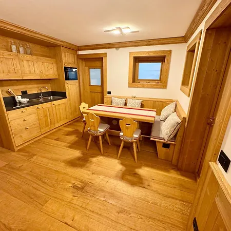 Apartament Charme Alpino E Modernita-appartamento Ristrutturato A Due Passi Dal Centro