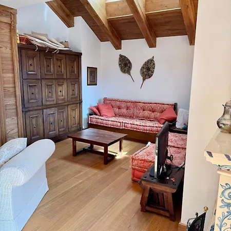 Apartment Charme Alpino E Modernita-appartamento Ristrutturato A Due Passi Dal Centro